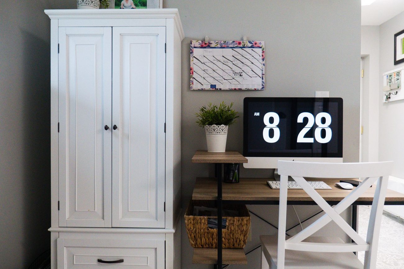 Back-to-school week with two working parents: the fridge schedule